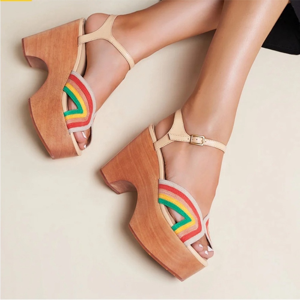 Donna from Charlotte Stone in box - size 8 rainbow